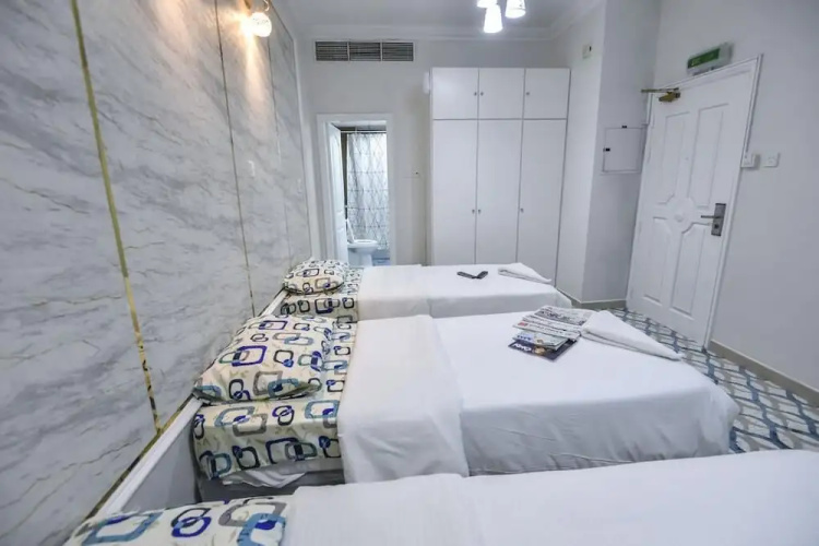 Dream White Hotel