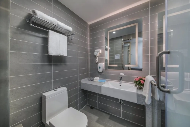 1 Bedroom Suite