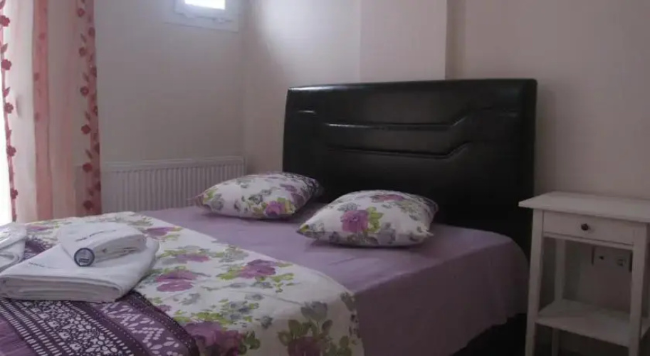 Zena House Bornova