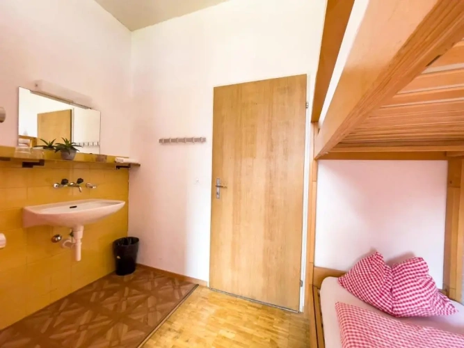 Standard Quintuple room