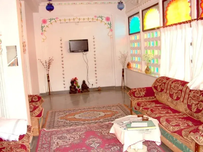 Girnar Villa