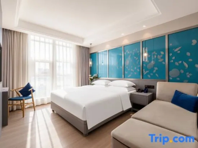 Deluxe Family Suite
