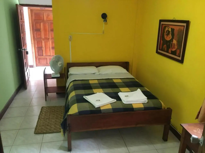 Hostal Albergue Español