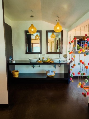 Deluxe Double Suite with balcony and with lake view