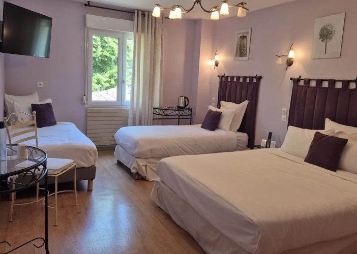 Standard Quadruple room