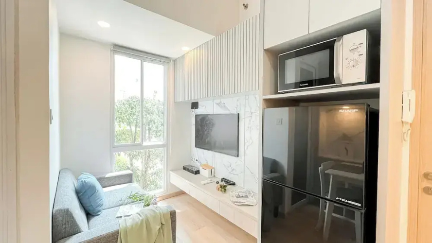 Modern Classic Touch 1Br Apartment At Tokyo Riverside Pik 2