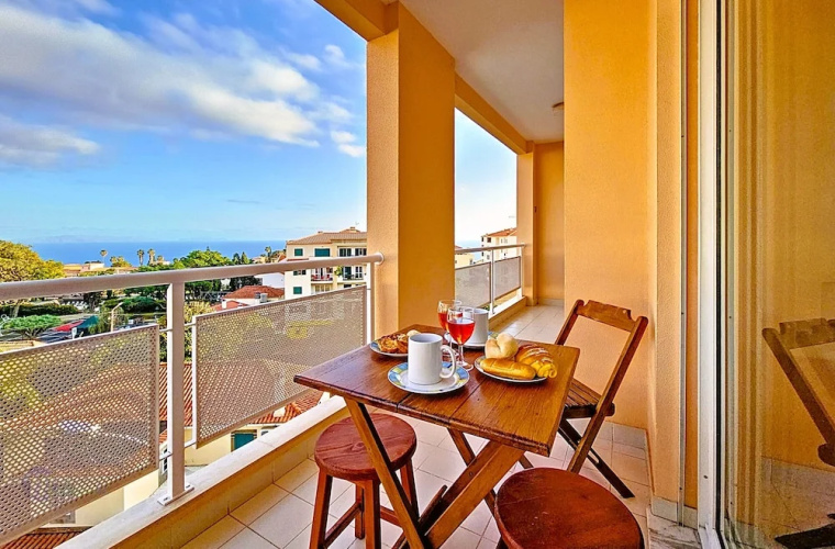Caniço Center Apartment