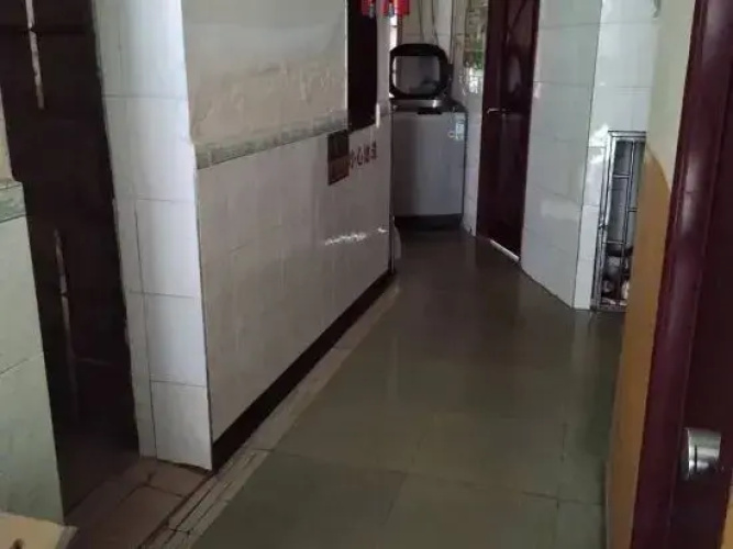 Anyue South Gate Hostel