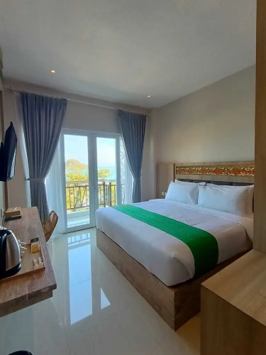 Deluxe Double room with balcony and with sea view