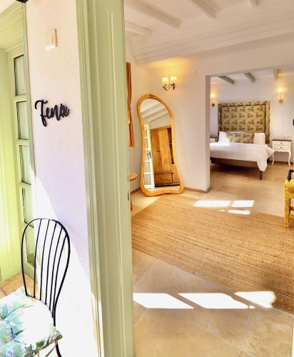 Deluxe Double room with pool view