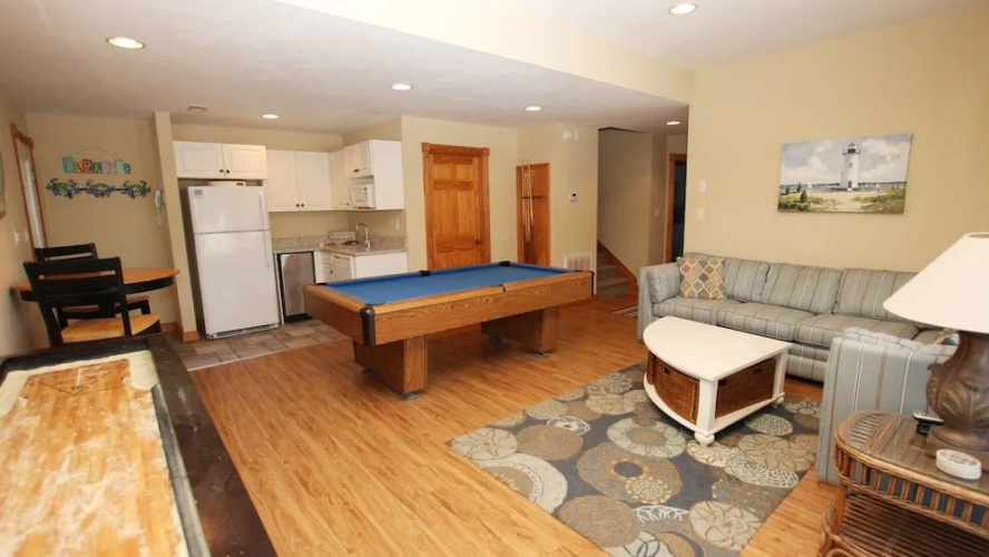 Paradise Cove - 8 Br home by RedAwning