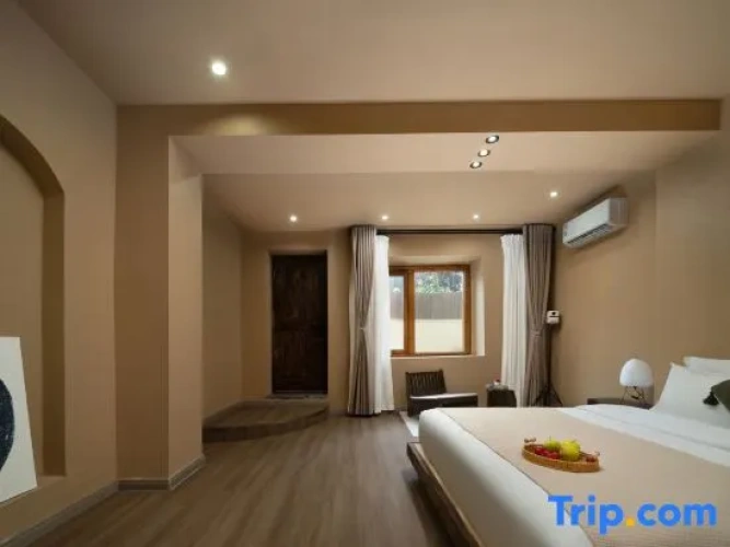 Standard Double Basement room