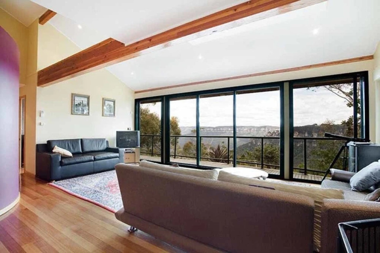 Grand Vista
