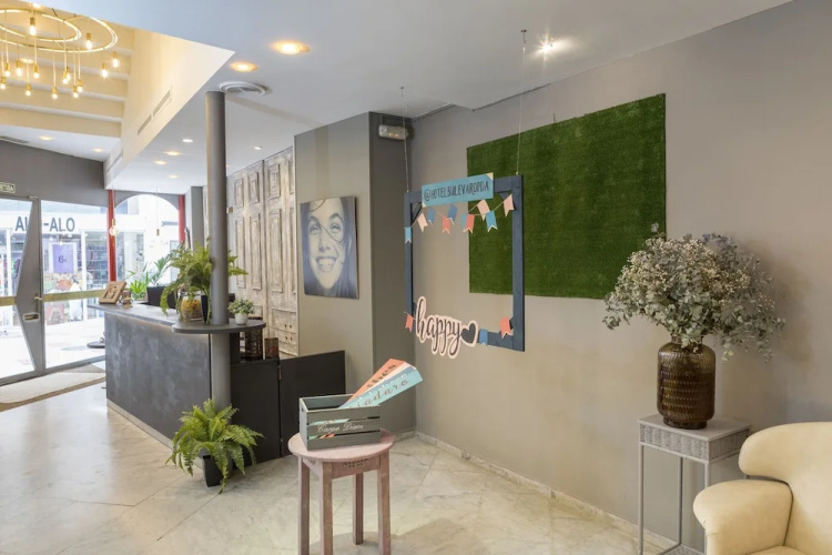 Bulevard Hotel
