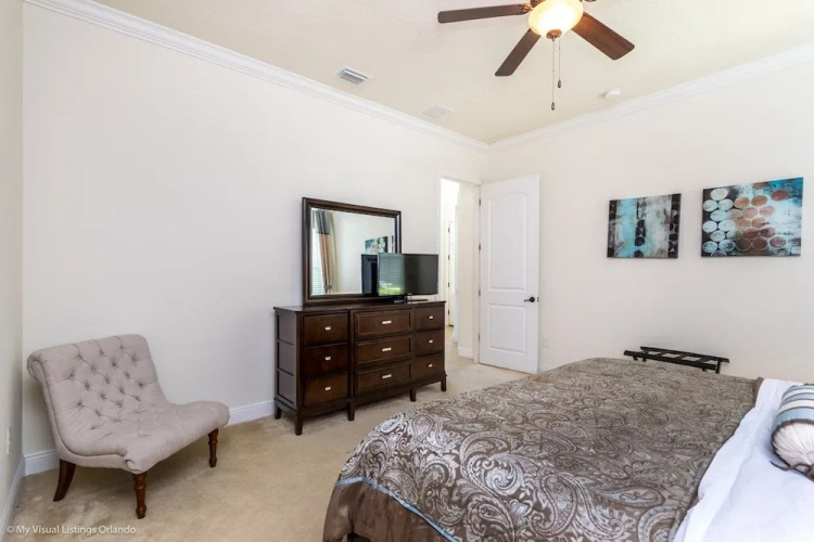 Elegant 5 BD, 5 BH Villa