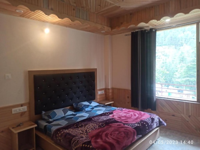 Standard Double room with balcony