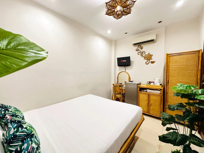 Calmette Hotel