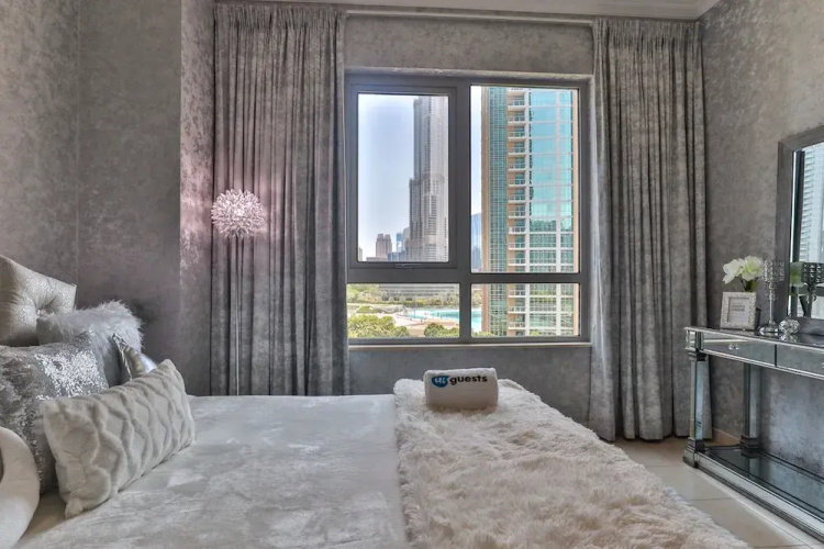 HiGuests - The Residences Tower 8