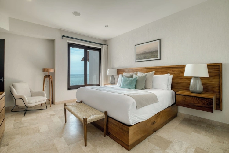 1 Bedroom Deluxe Penthouse room with balcony and with sea view