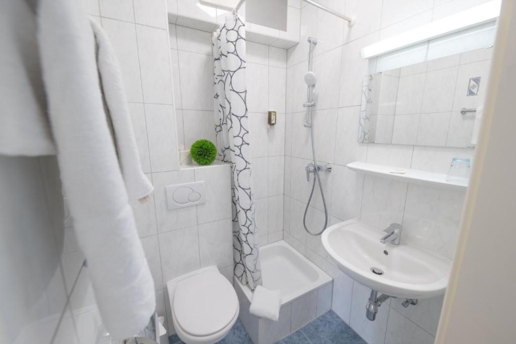 Standard Single room