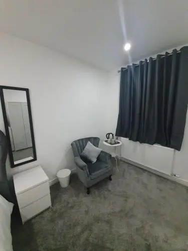 Beautiful Room-4