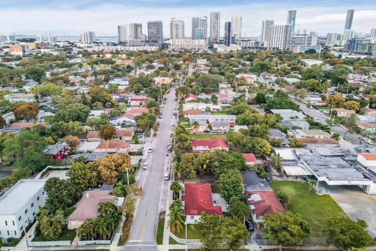 Wynwood Central 2BD Apartment w Parking