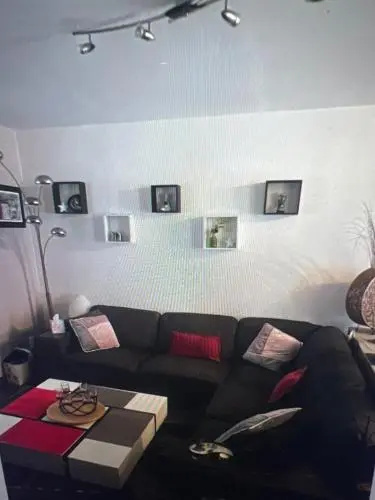 lily's rooms