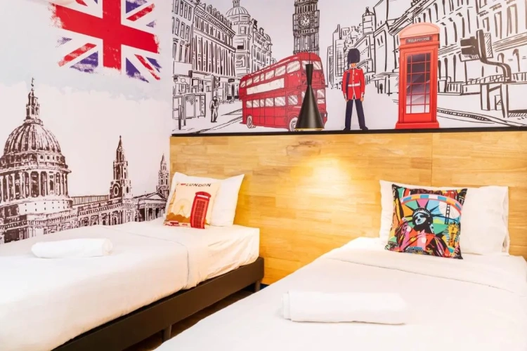 Standard Twin room