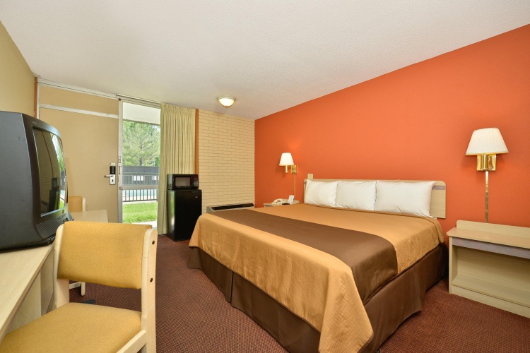 Americas Best Value Inn Collinsville St. Louis photo 8