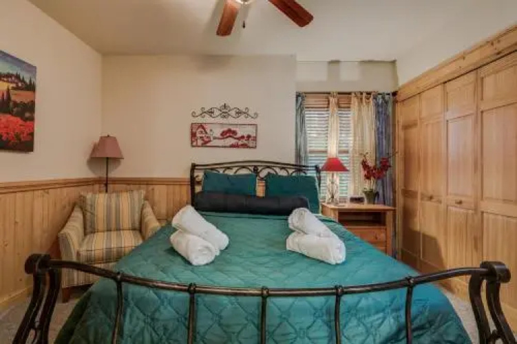 La Dolce Vita Cabin