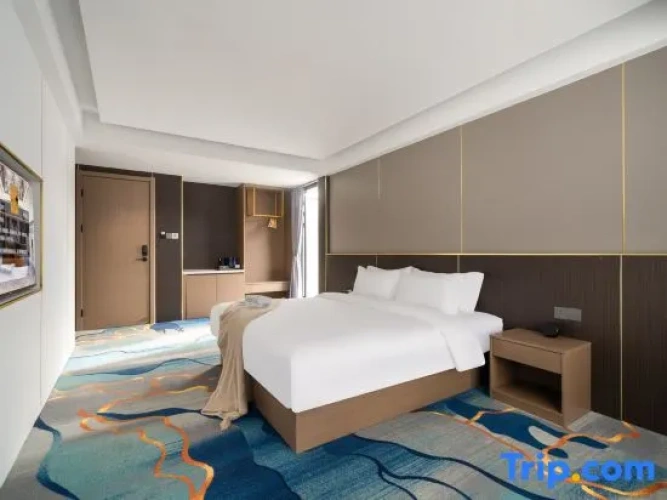 Standard Double room with lake view