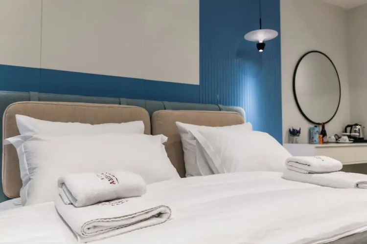 Ambasador Hotel