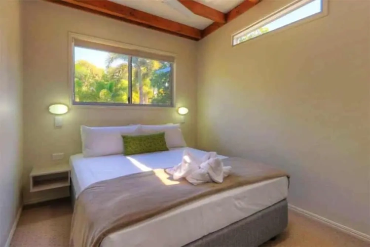 2 Bedrooms Standard room with water view