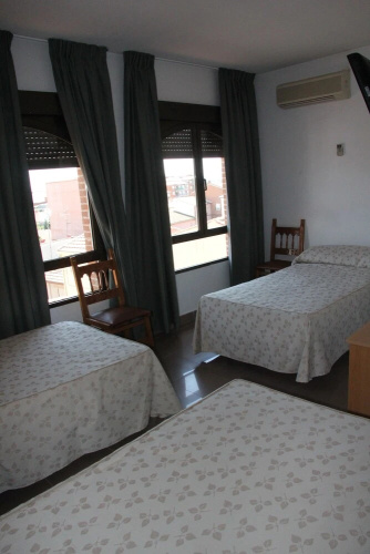 Hostal Cazalegas
