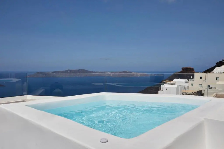 Damigos Caldera World