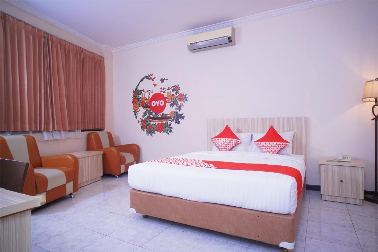 Deluxe Single Suite