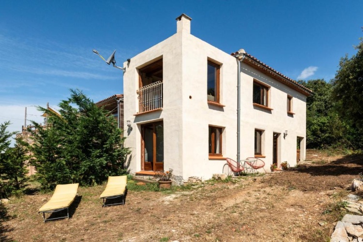2 Bedrooms Cottage
