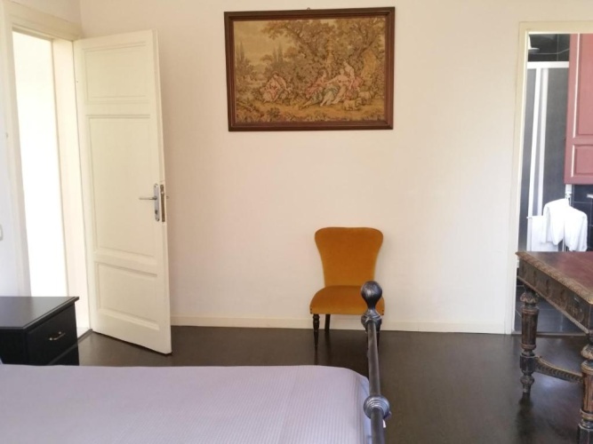 Standard Twin room with view