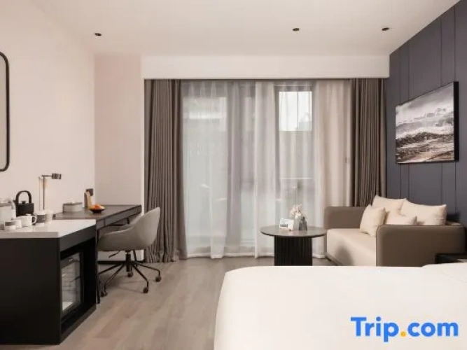 Premier Double room with balcony