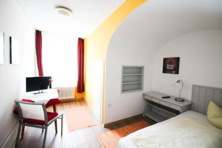 Standard Single room