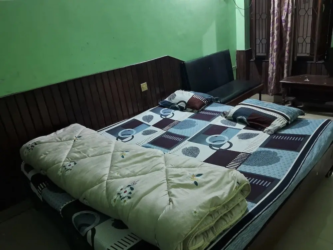Hotel Shah Paradise