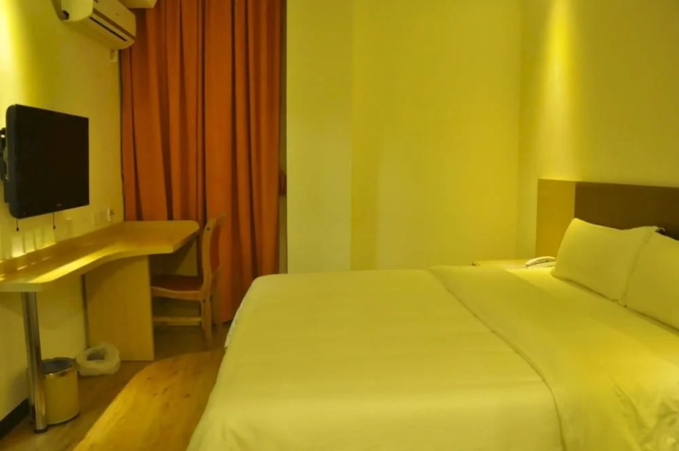 Oriental Shine Hotel