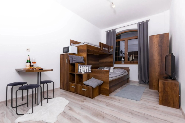 Apartment House Kamzík 9