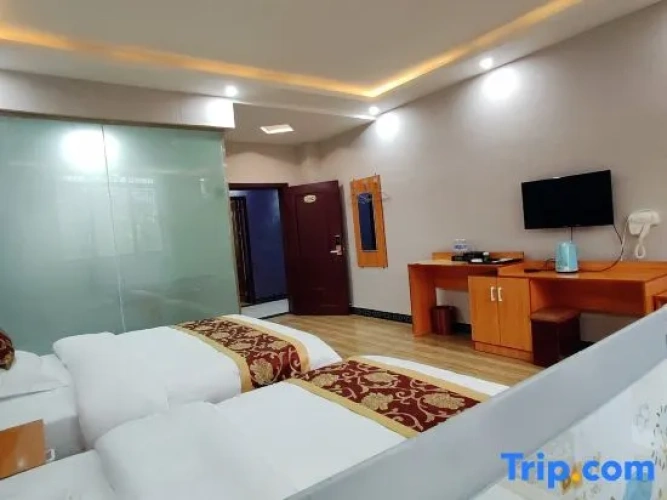 Standard Twin Family room