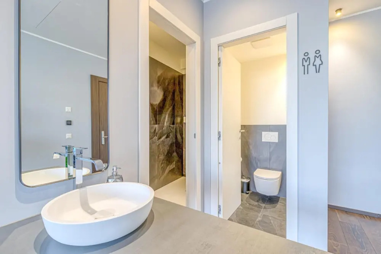 Icon H 601 Suite Executive