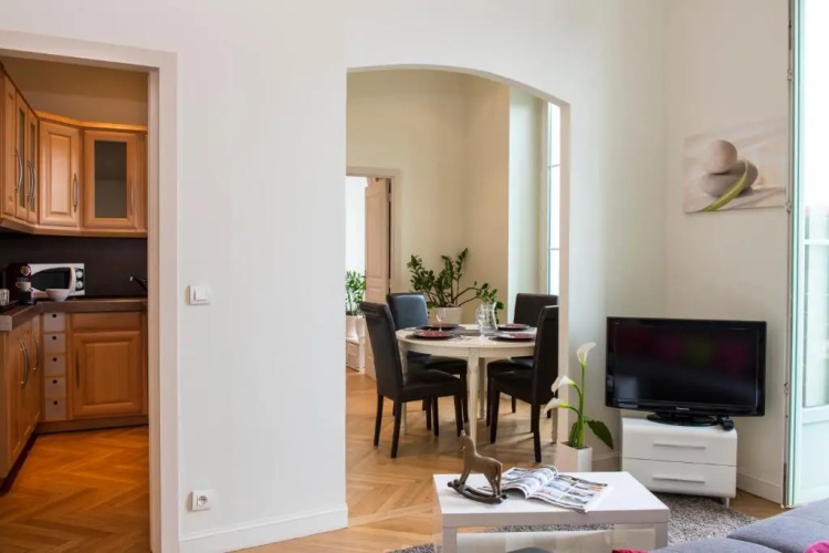 Aston - Appartement Centre Ville Massena