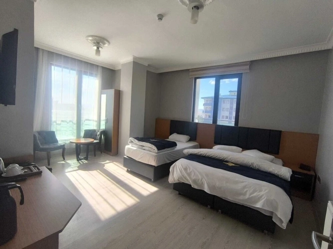 Classic Twin room with mountain view