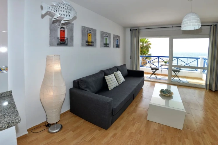 1 Bedroom Apartment with balcony