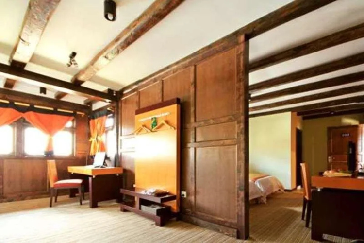 Tulip Inn Shangmo