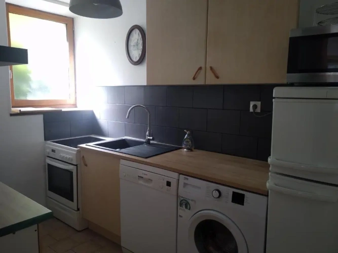 4 Bedrooms Cottage